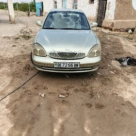 Daewoo Nubira 2000