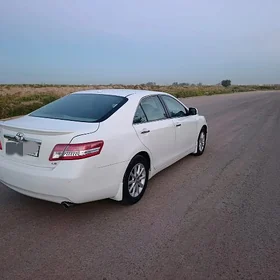 Toyota Camry 2010