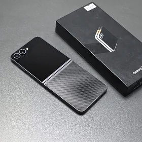 Samsung Z Flip 6. 12/256