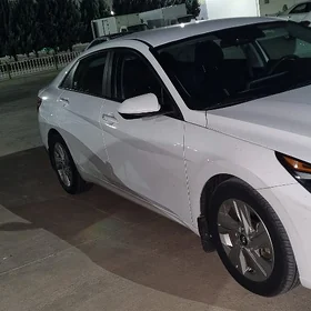 Hyundai Elantra 2021