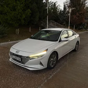 Hyundai Elantra 2021