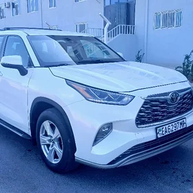 Toyota Highlander 2022