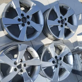 Carolla exclusive disga R15