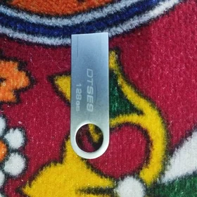 Флешка 128 Gb
