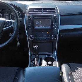 Toyota Camry 2017