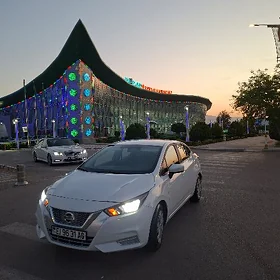 Nissan Sunny 2021