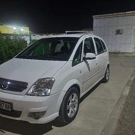 Opel Zafira 2004