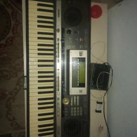 YAMAHA 640