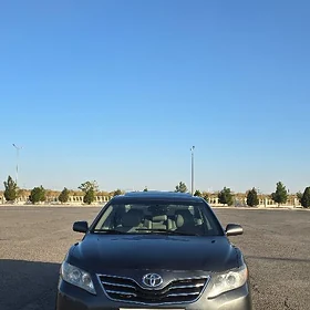 Toyota Camry 2010