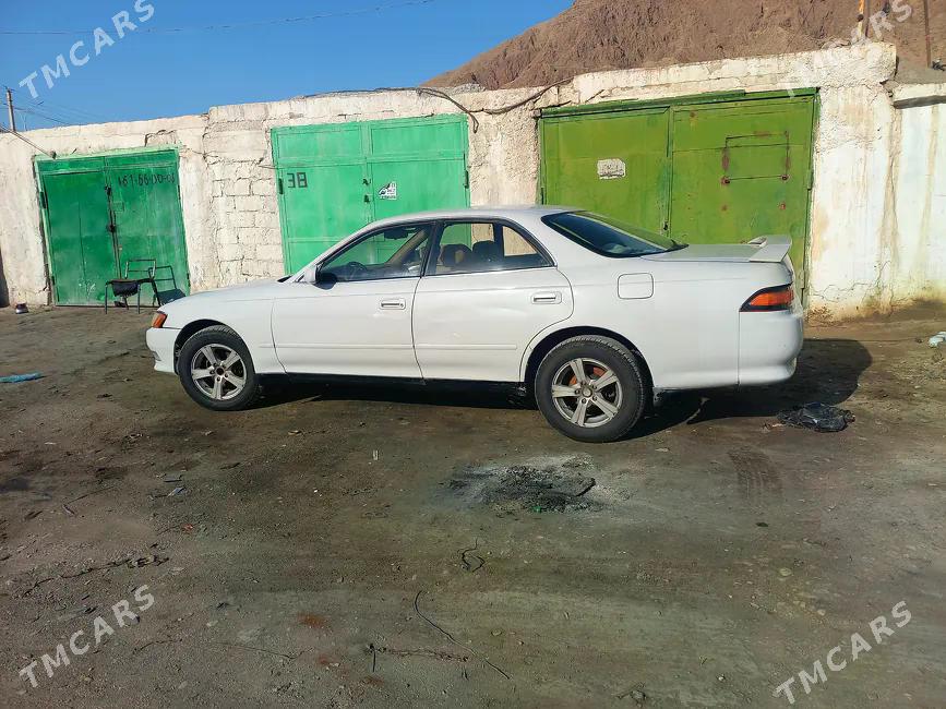 Toyota Mark II 1994 - 1