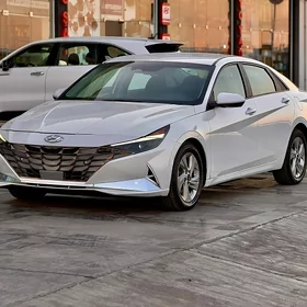 Hyundai Elantra 2021