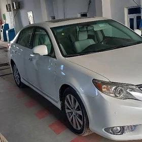 Toyota Avalon 2011