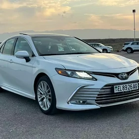 Toyota Camry 2022