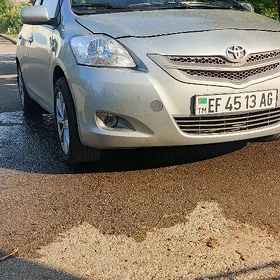 Toyota Yaris 2008