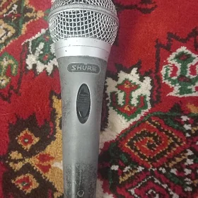 Toy mikrafon.