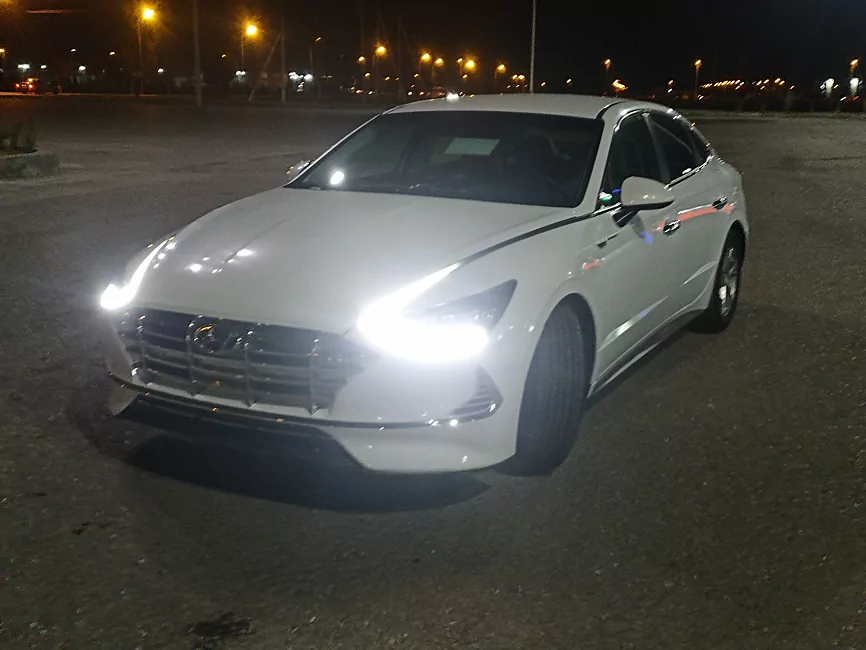 Hyundai Sonata 2020 - 1