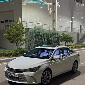 Toyota Camry 2017