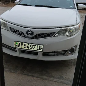 Toyota Camry 2012