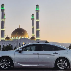 Toyota Avalon 2021