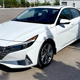 Hyundai Elantra 2021