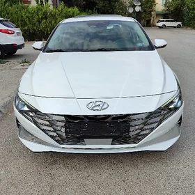 Hyundai Elantra 2021