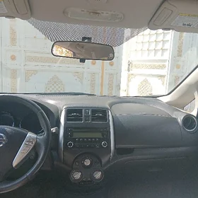 Nissan Versa Note 2013