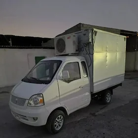 Foton TUNLAND 2013
