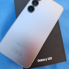 SAMSUNG S25 12/128