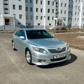 Toyota Camry 2010