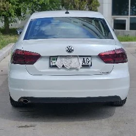 Volkswagen Passat 2012