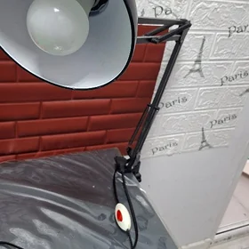 lampa svetilnik