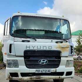 Hyundai HD270 2013