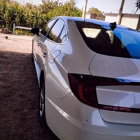Hyundai Sonata 2021