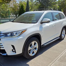 Toyota Highlander 2019