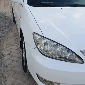 Toyota Camry 2005