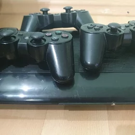 Playstation 3 super slim.
