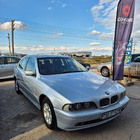BMW E39 2001