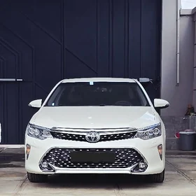Toyota Camry 2016