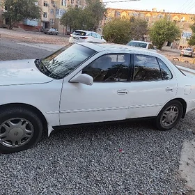 Toyota Camry 1993