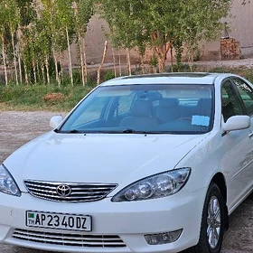 Toyota Camry 2004