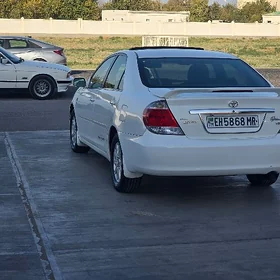 Toyota Camry 2004