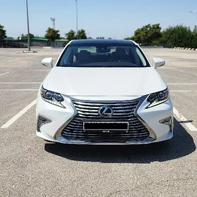 Lexus ES 350 2016