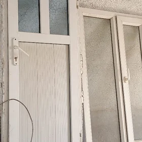 gapy äpişge
