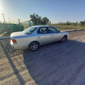 Toyota Vista 1995