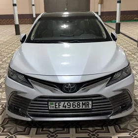Toyota Camry 2022