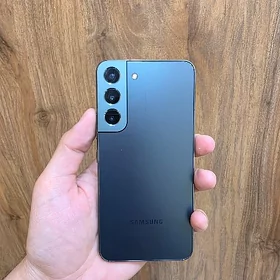 Samsung S22