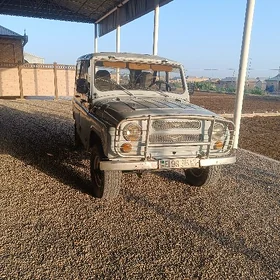 UAZ 469 2000
