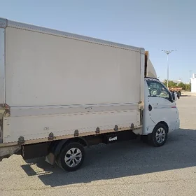 Kia Bongo 2021