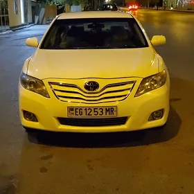 Toyota Camry 2010