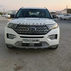 Ford Explorer 2022